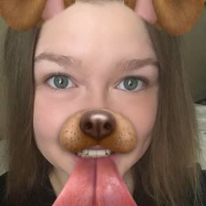 Meet your Posher, Ashley